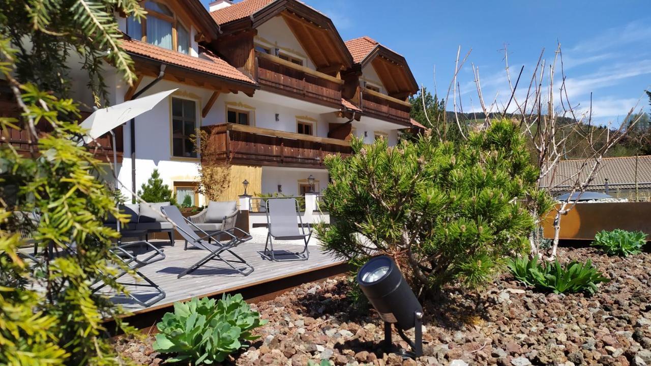 Appartments Jaegerhof Valdaora Esterno foto