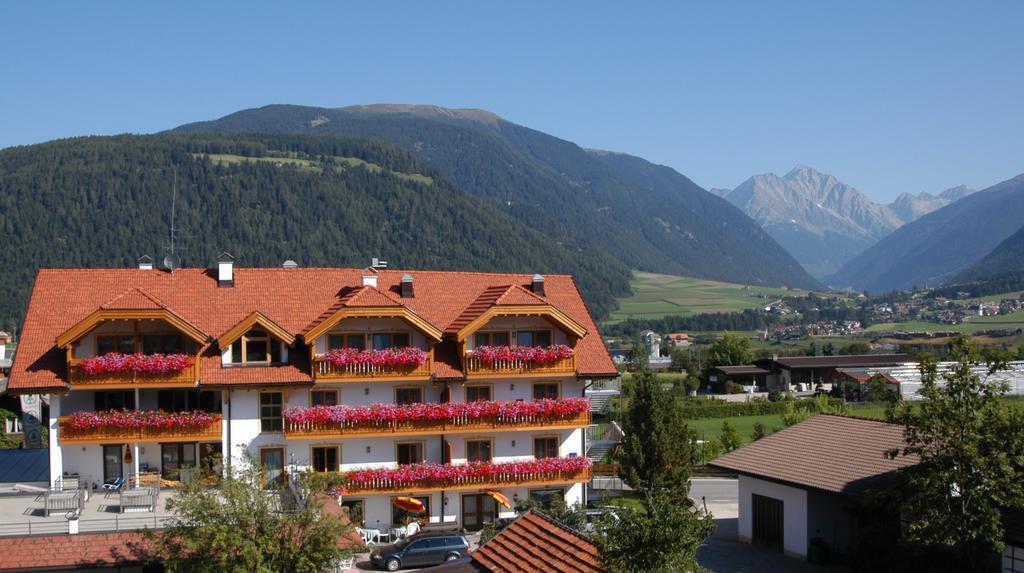 Appartments Jaegerhof Valdaora Esterno foto